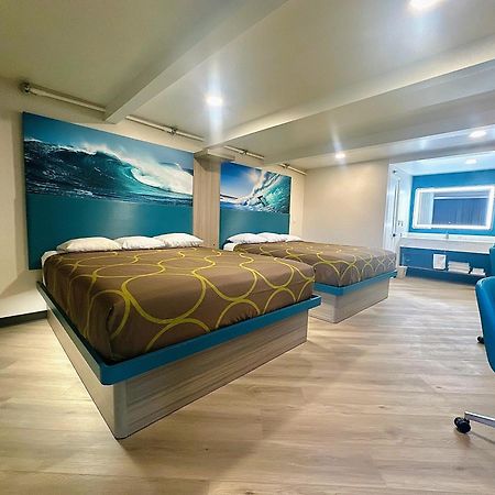 Costa Mesa Inn - Newport Beach Area Екстер'єр фото