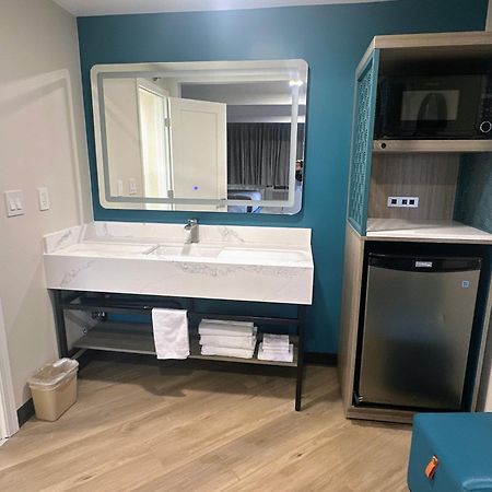 Costa Mesa Inn - Newport Beach Area Екстер'єр фото