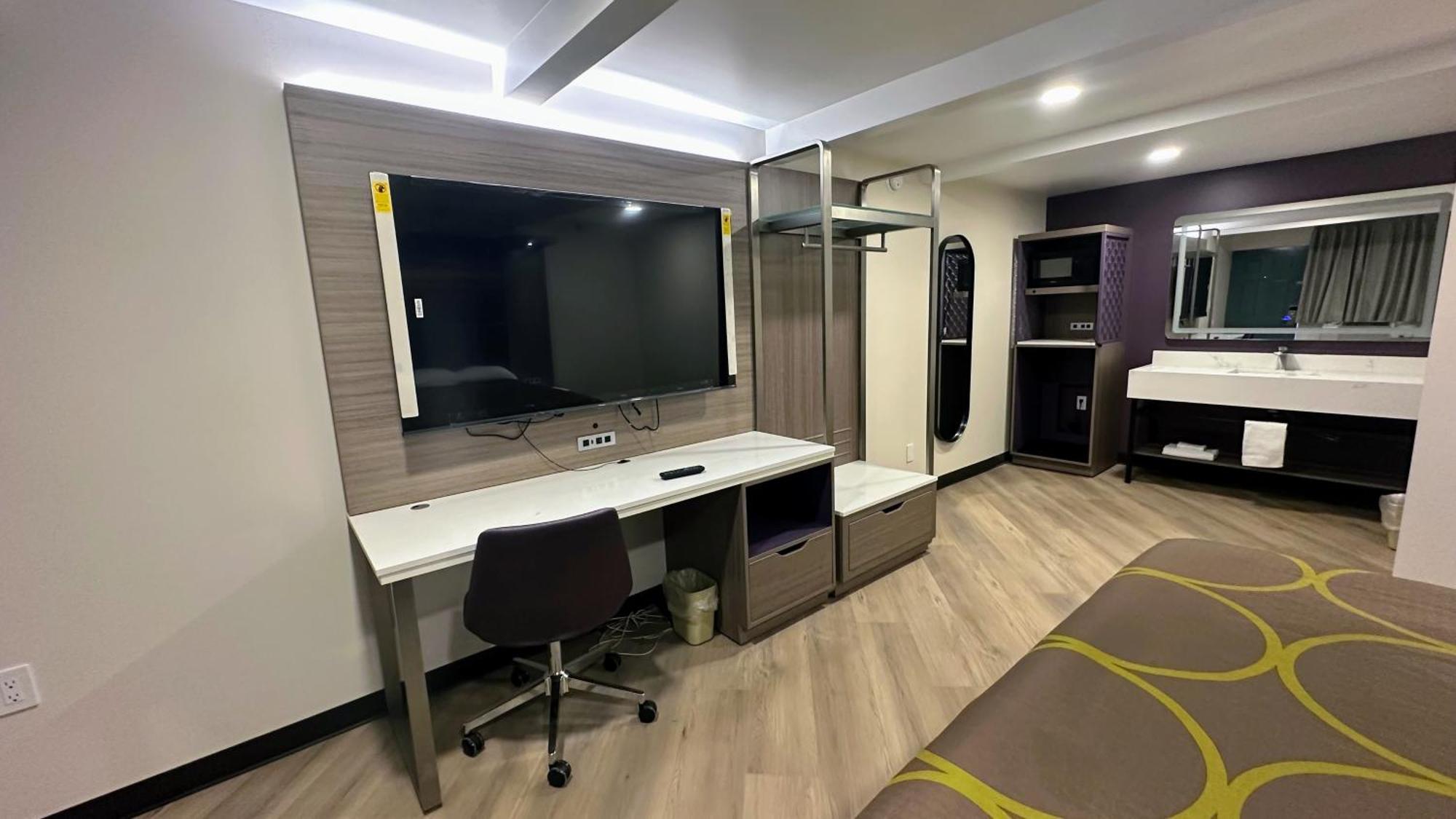 Costa Mesa Inn - Newport Beach Area Екстер'єр фото