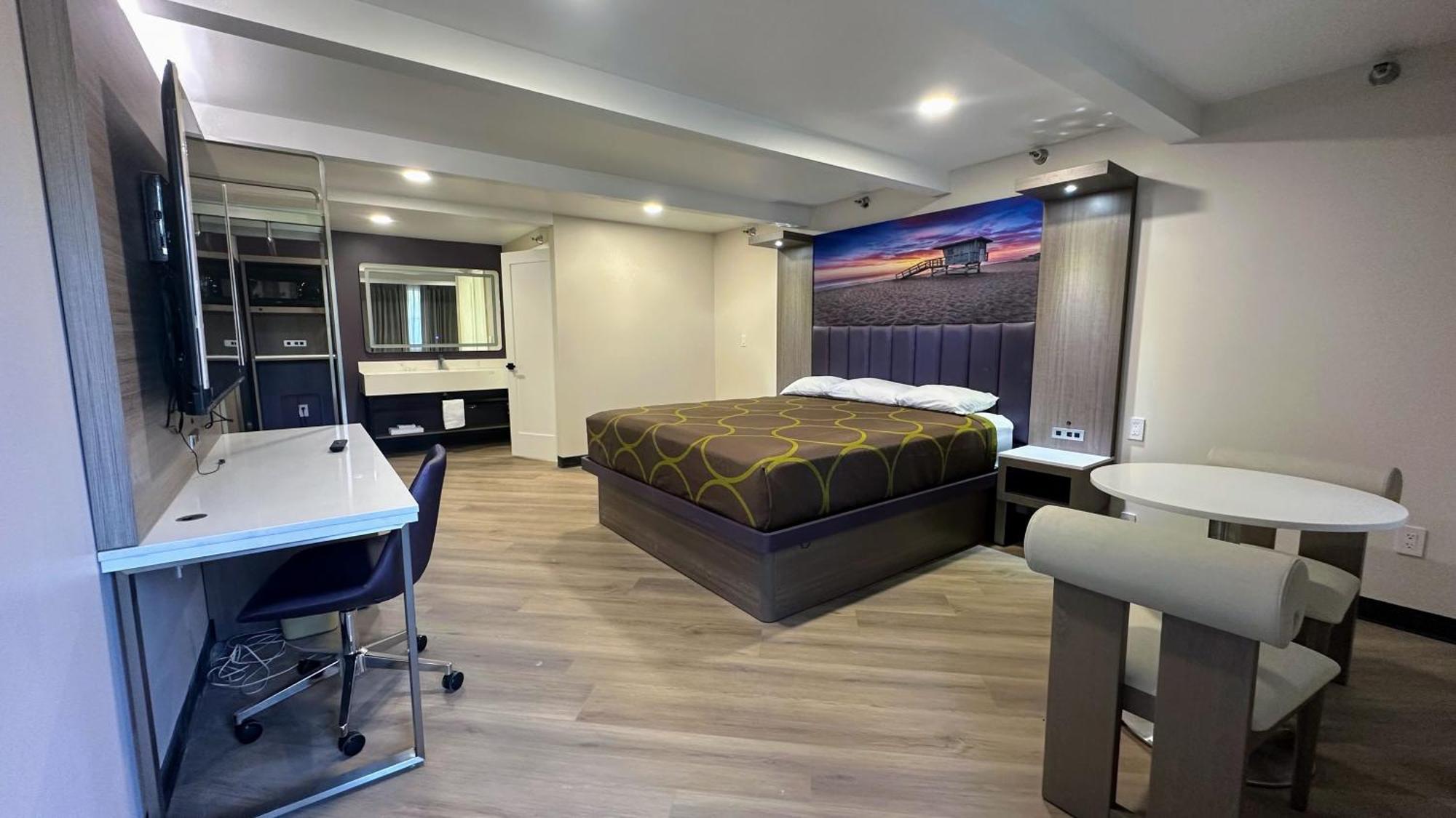 Costa Mesa Inn - Newport Beach Area Екстер'єр фото
