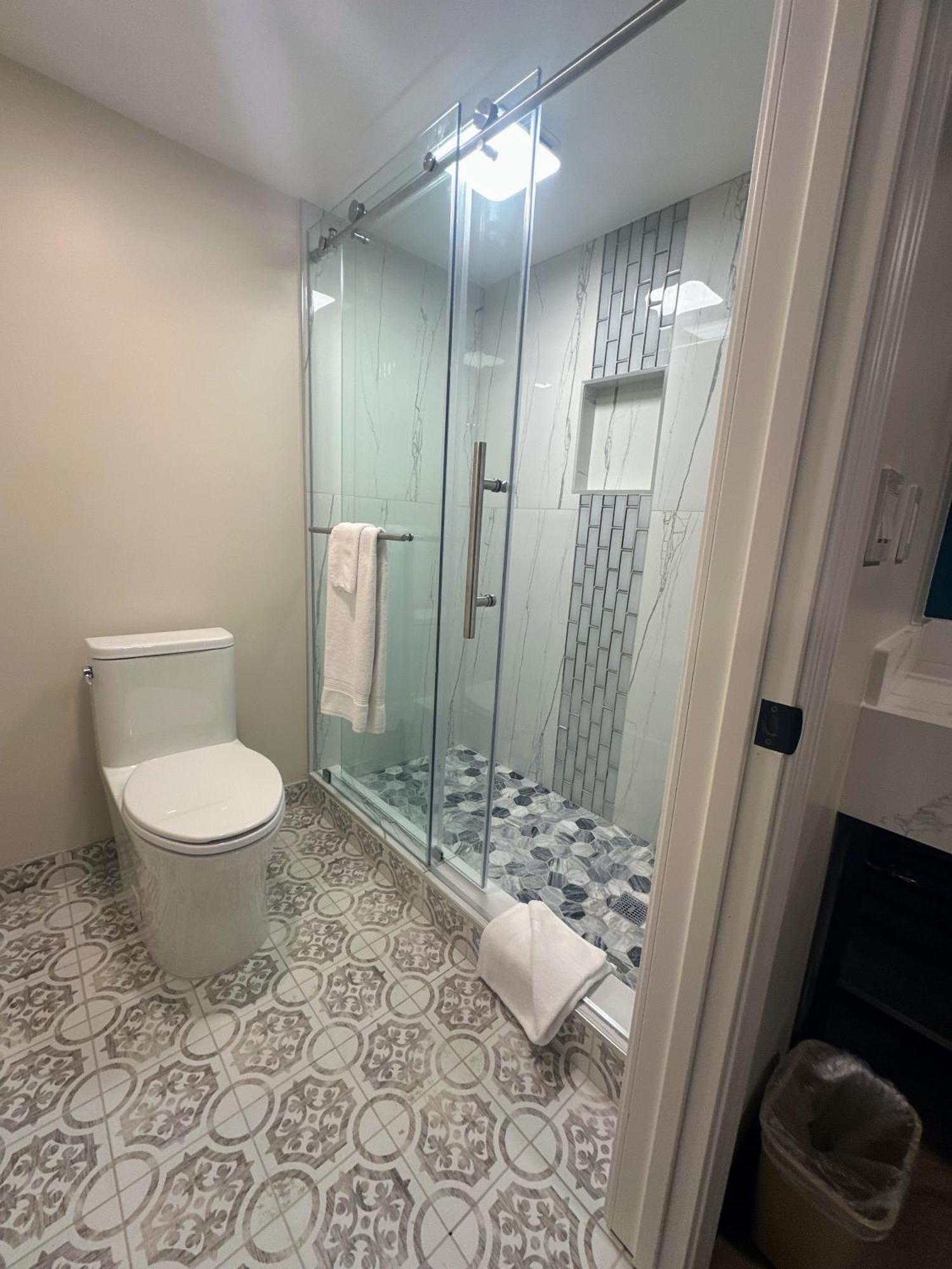 Costa Mesa Inn - Newport Beach Area Екстер'єр фото